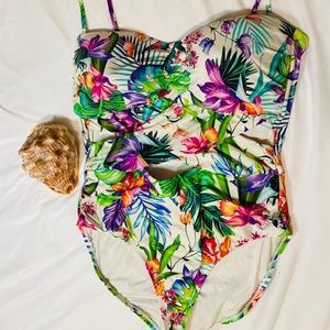 La Blanca Swimwear Floral size 16/18